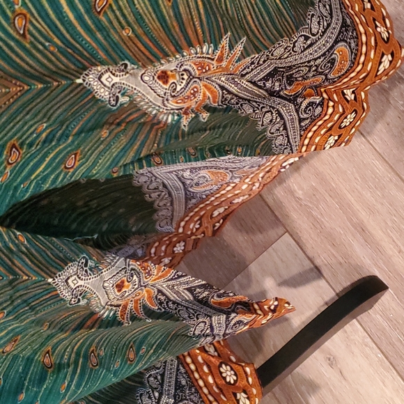 Dress - Picture 5 of 5